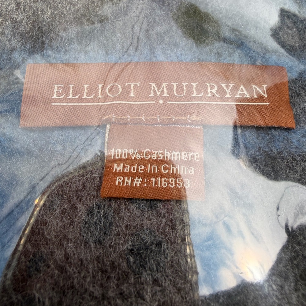 Elliot Mulryan 100% cashmere Scarf - Picture 5 of 6
